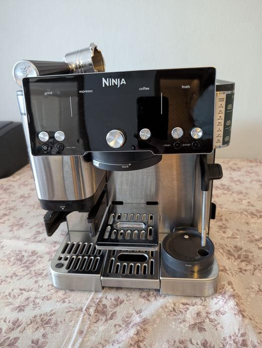 Espressor Ninja ES501EU Luxe Essential – aproape nou – 1.100 lei negociabil