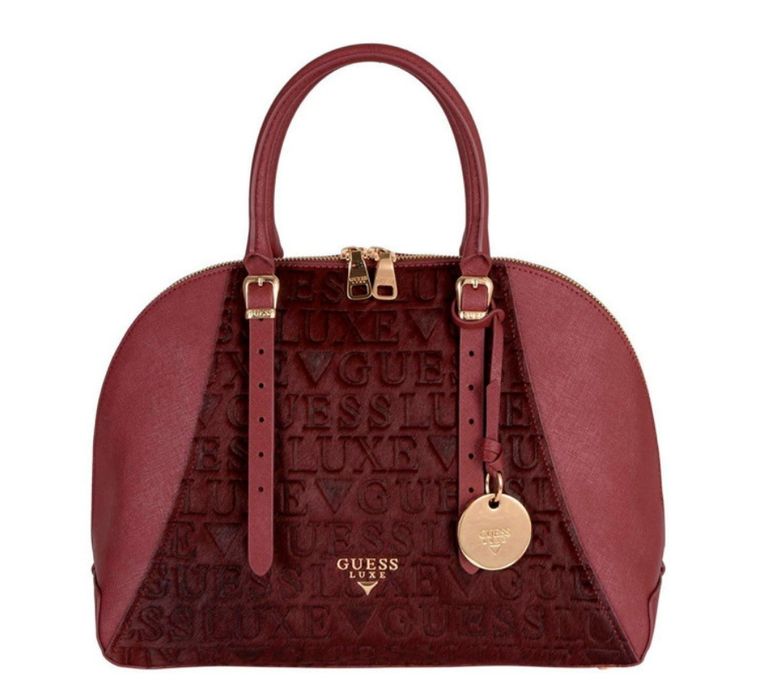 Оригинални Чанти Guess Luxe