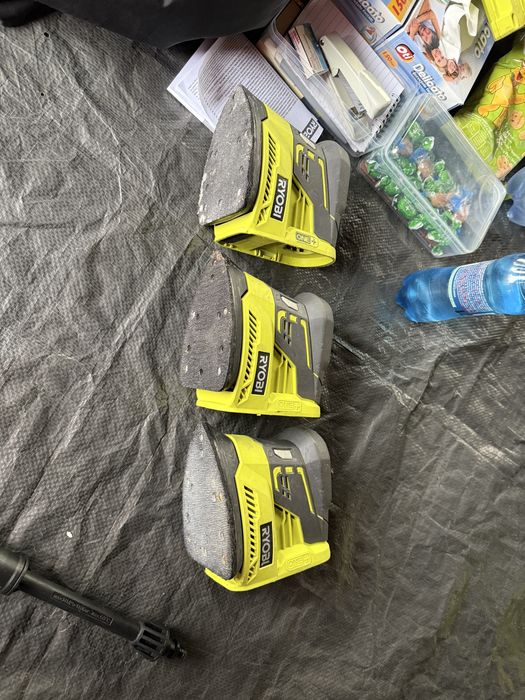 Ryobi-Masina de slefuit 18V