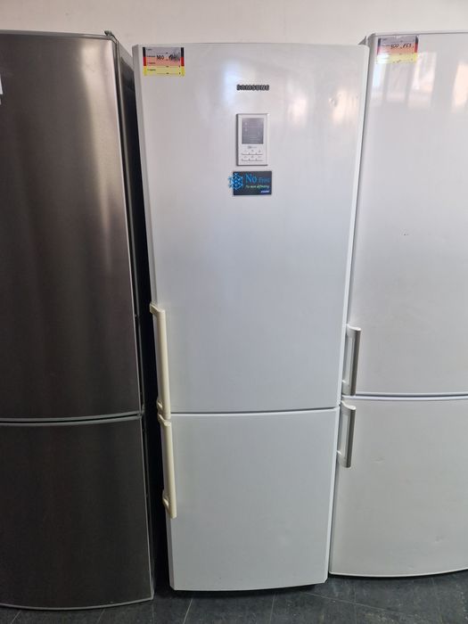 Хладилник с фризер Samsung A++ No Frost