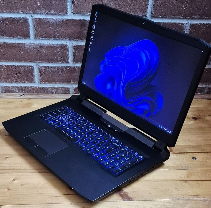 Laptop gaming i7 GTX 1080 32GB RAM 17" FHD
