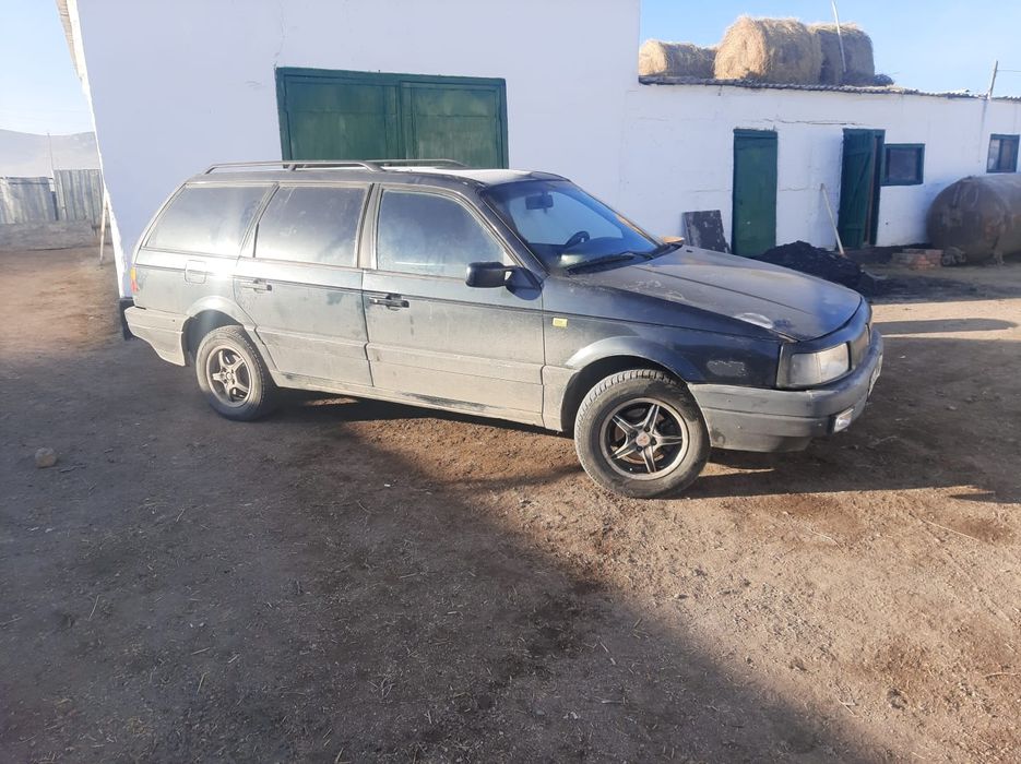 По запчастям продаётся пассат Б3 универсал