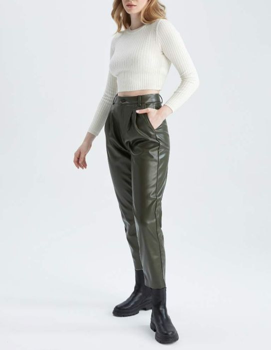 Брючки размер 46-48