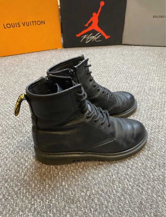 Bocanci Dr. Martens mărime 37