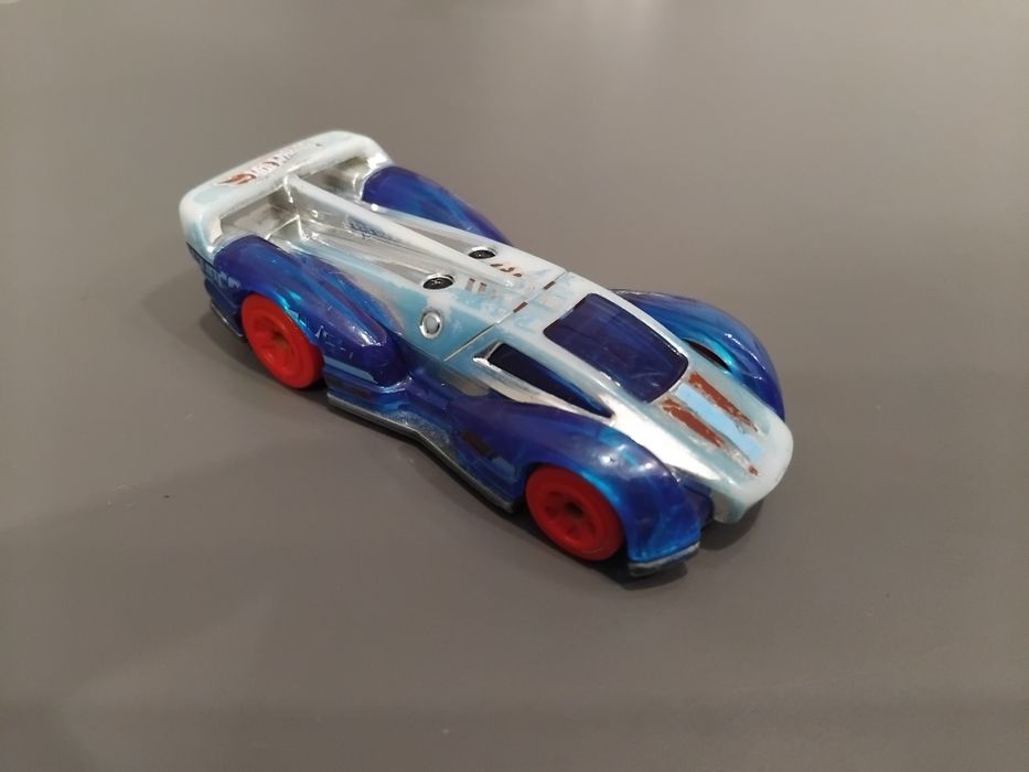 Машинки Hot Wheels