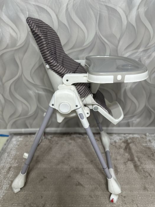 Продам детский стульчик для кормления!