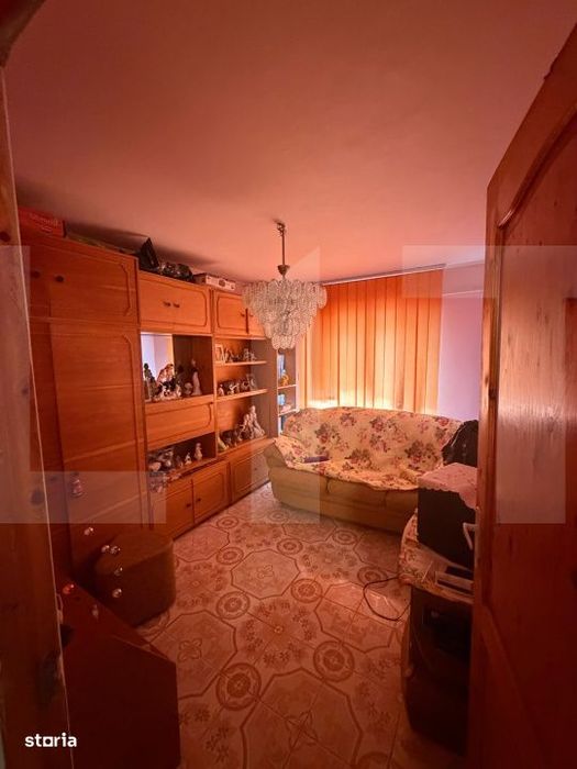Apartament 3 camere, 72 mp, zona Rovine