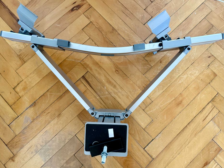 2бр. /Регулируема стойка за два монитор / Turnstone Bivi