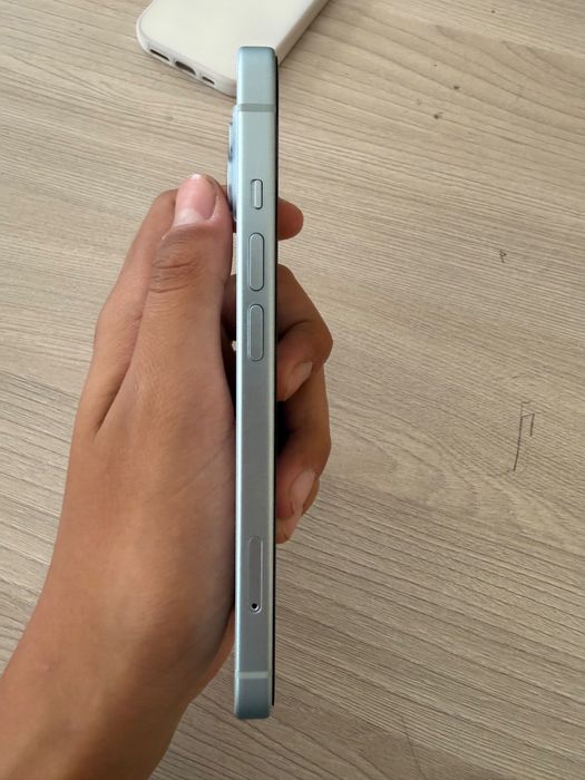 Iphone 15,128 GB