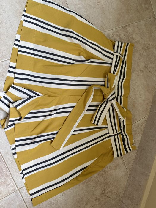 Елегантни къси панталони MNG, RESERVED, C&A