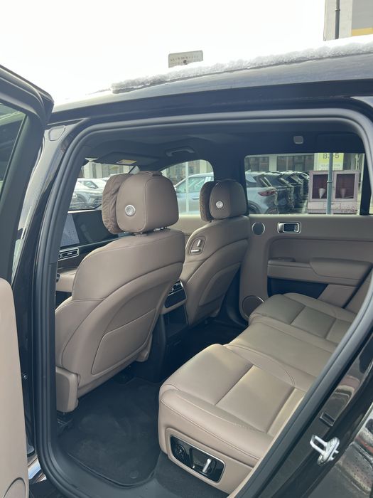 Lixiang L 7 srochno sotiladi