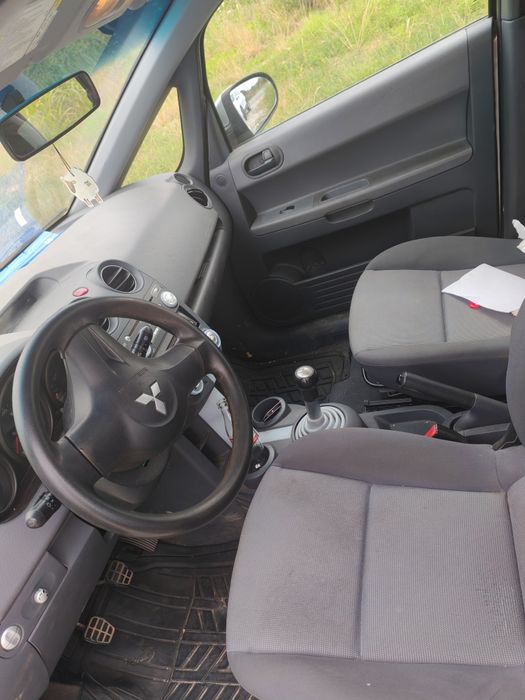 Mitsubishi colt benzina