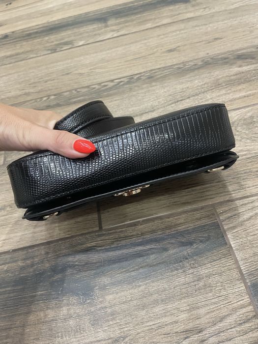 Дамска чанта Guess