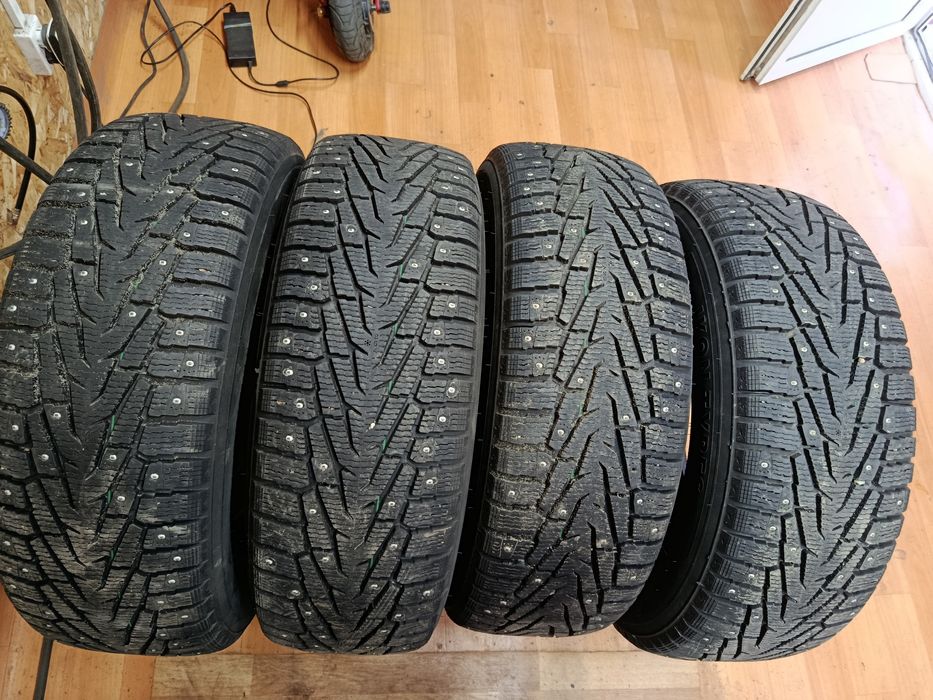 Nokian 7 265 70 R17