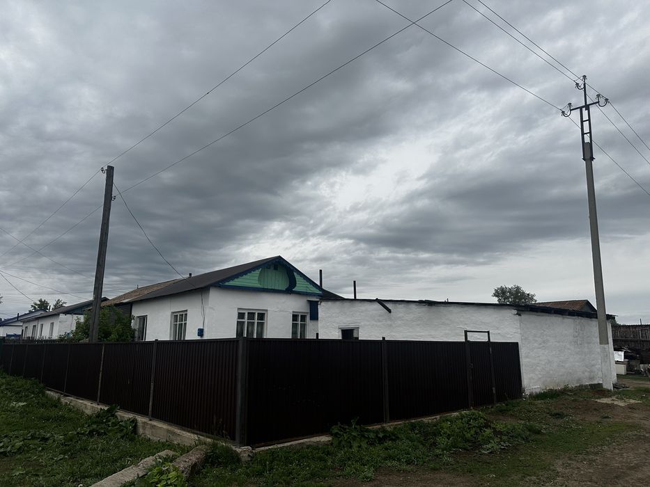Продам дом вдвухквартирном доме