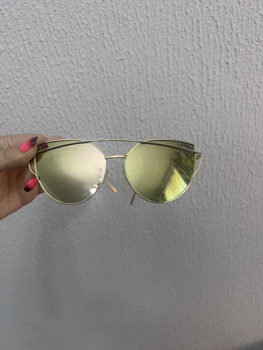 Солнцезащитные очки