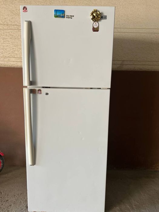 Продам холодильник