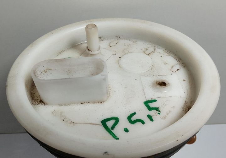 Pompa combustibil cu defect 3B0919051C Audi A4 B5 (facelift) seria