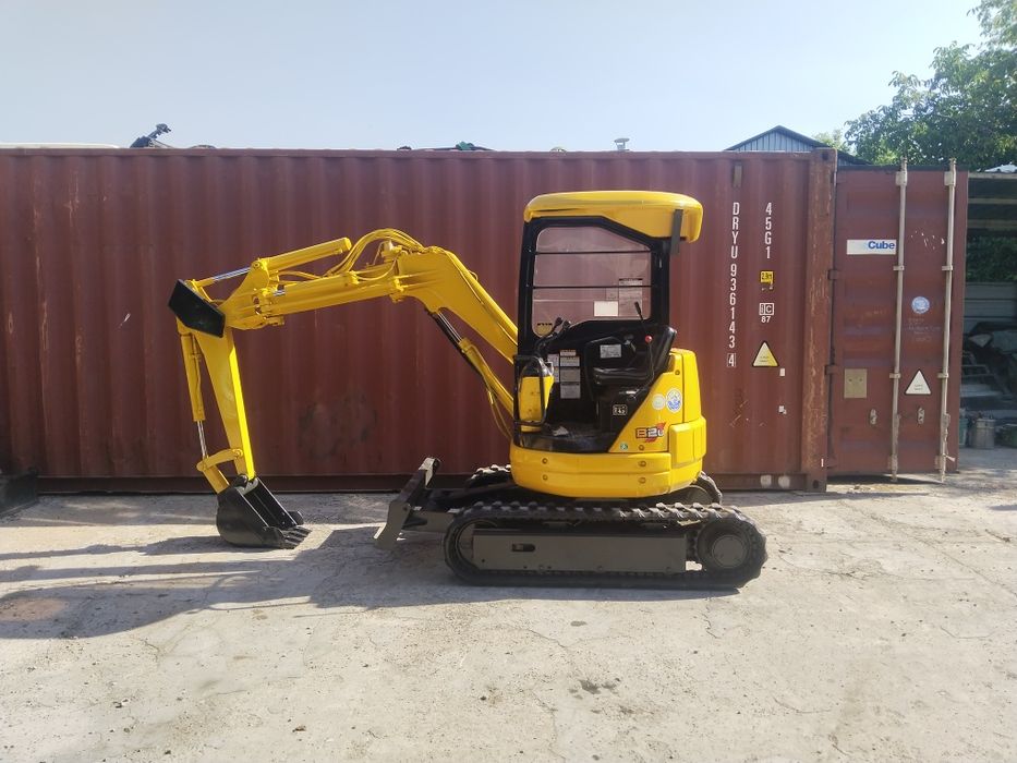 Мини экскаватор Yanmar B2u