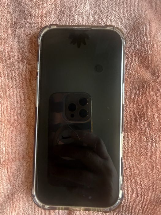 Продам IPhone 16 pro