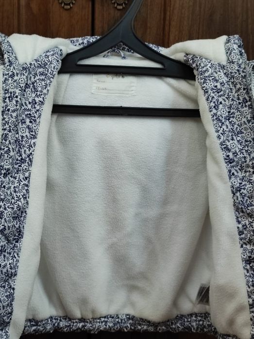 Куртка осень/весна для девочки