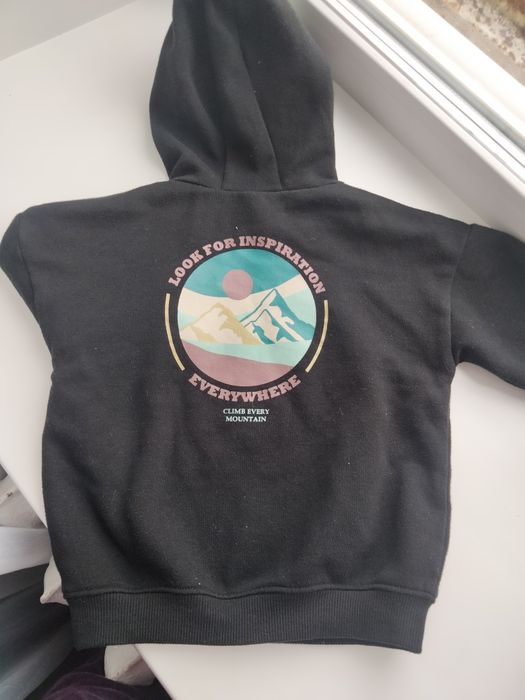 Срочн продам детские вещи