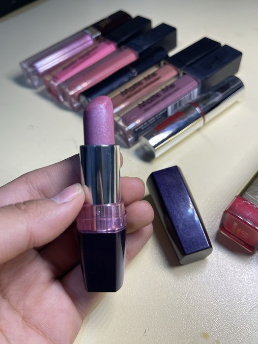 помада все за 1000