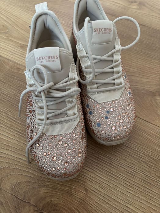 Сникърси Skechers