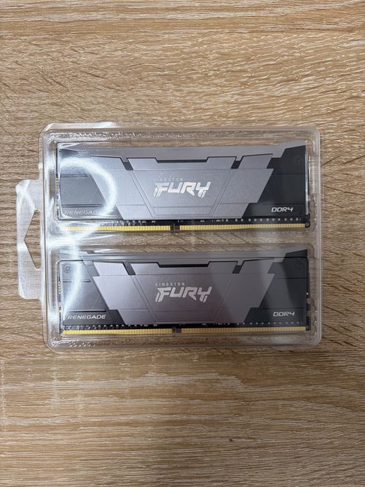 HyperX Renegade 2x16gb DDR4 3600MHz