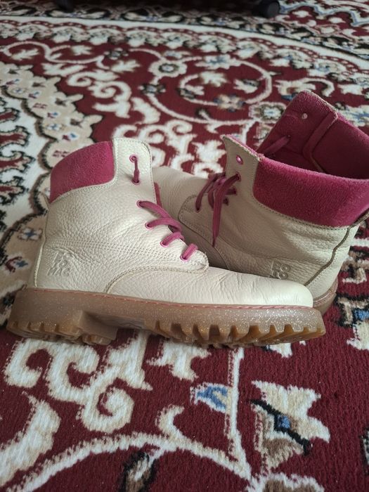 Кожаные ботинки женские