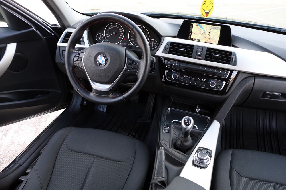 Vand BMW seria 3 Euro 6 2016 Navigație Clima Full LED