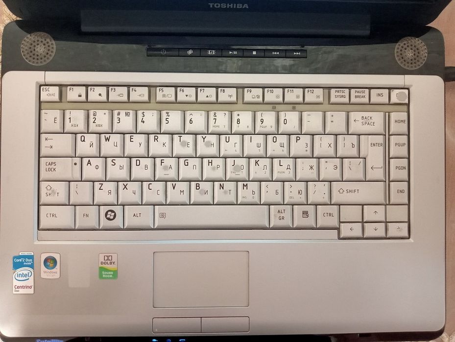 Toshiba A200 рабочий ноутбук/Noutbuk