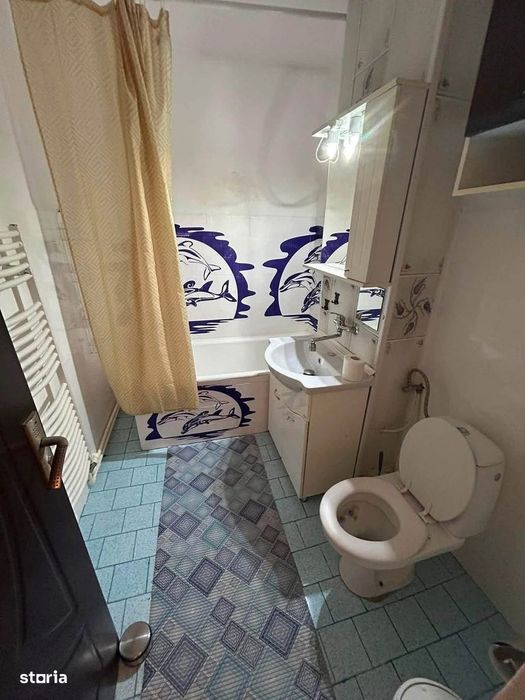De inchiriat apartament cu 2 camere decomandat, cu balcon 1300lei/luna