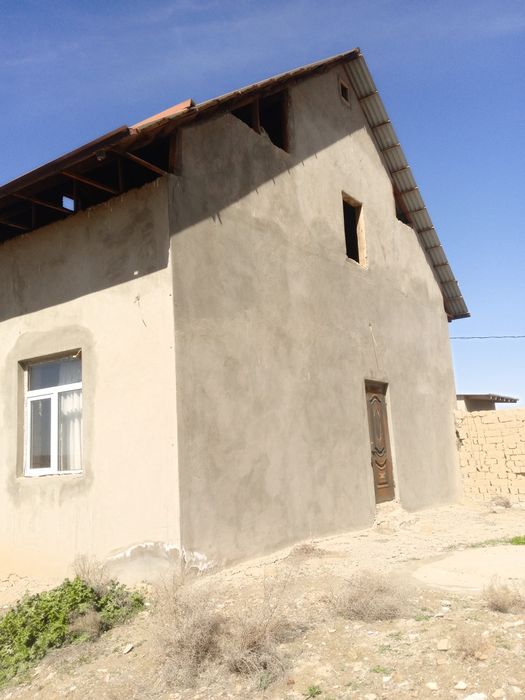 Дом сотилади бекларда