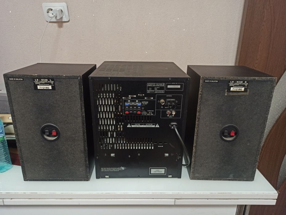 KENWOOD RXD500 работи перфектно мощна и качествена и е транзисторна