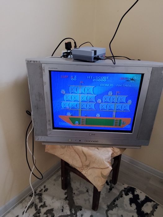 Dendiy sotiladi retro oʻyinlari bor yaxshi holatda hamma narsasi   bor
