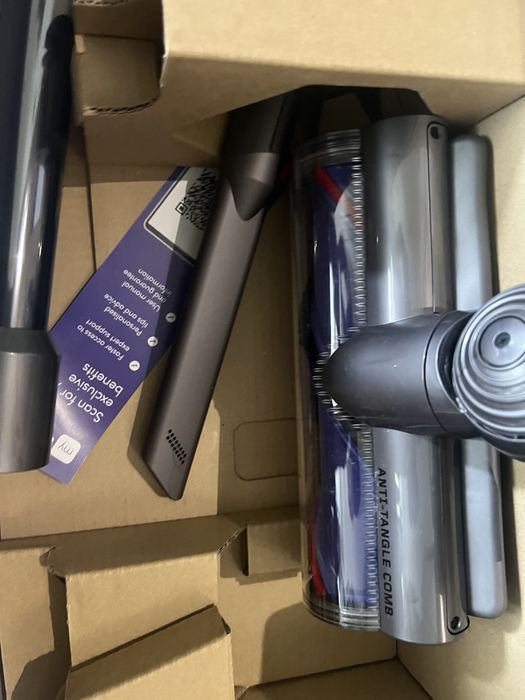 Прахосмукачка Dyson V15 detect absolut