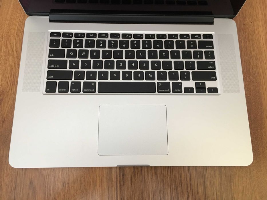 15.4' Core i7 Apple MacBook Pro Mid 2014 16GB RAM/512GB SSD/Бат 72 цик