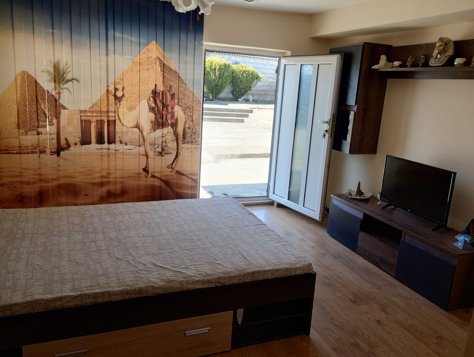 Продава се Къща в Варна, Галата - 286 кв.м за 997 €/кв.м - Снимка #3