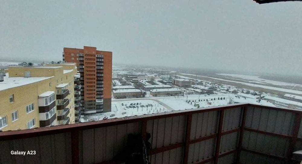 продам 2 комнатную квартиру