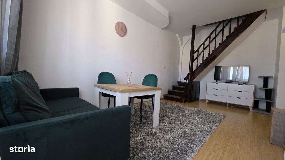 COMISION 0! Mansarda cu 3 camere de vanzare pe strada Soimului Sibiu