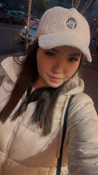 Продам кепку Karl Lagerfeld!