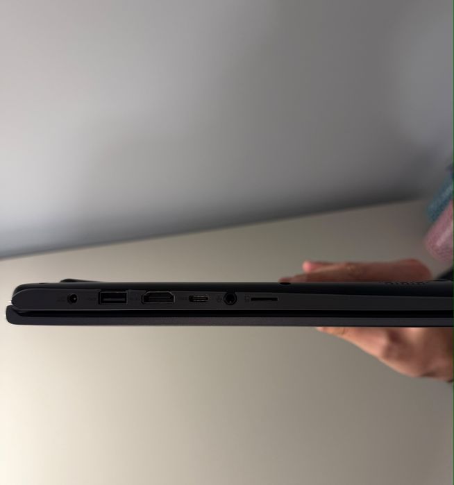Laptop ASUS VivoBook