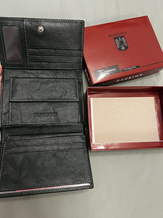 Portofel din piele verde inchis