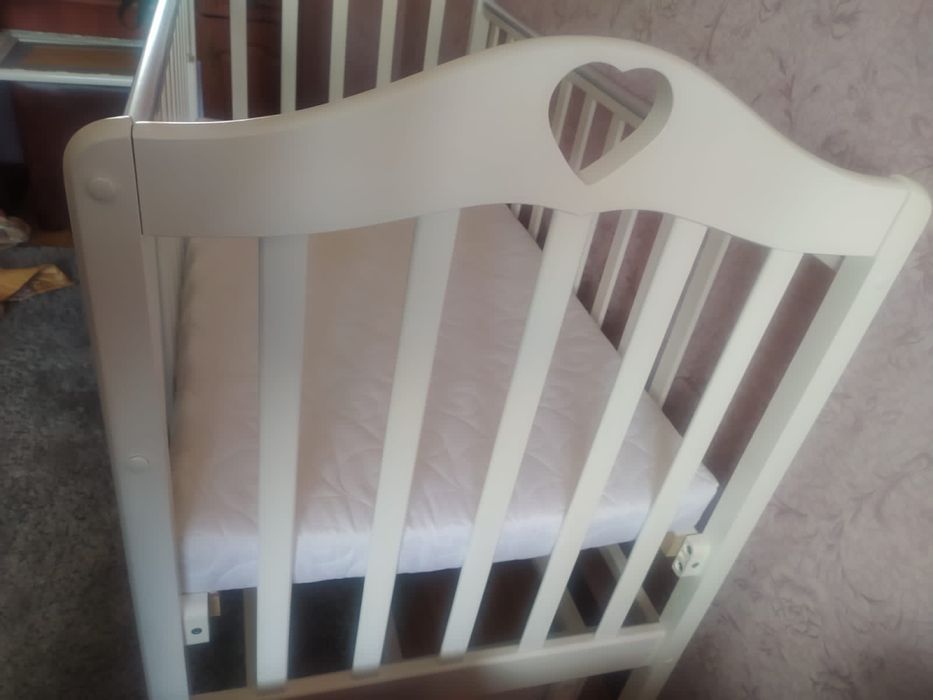 Манеж новый в идеальном состояние