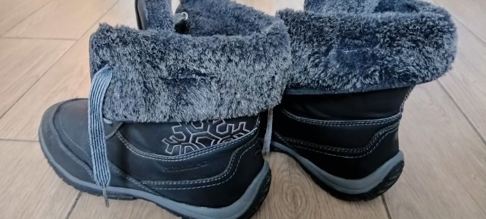 Продам обувь зимнюю