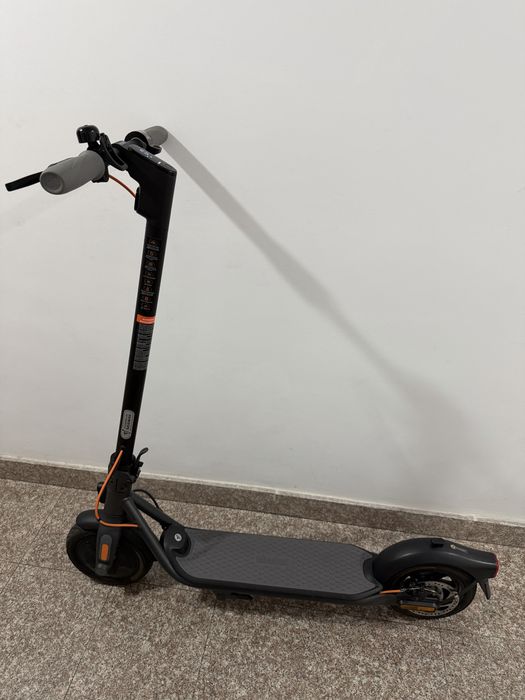 Trotineta Ninebot Kickscooter F30E