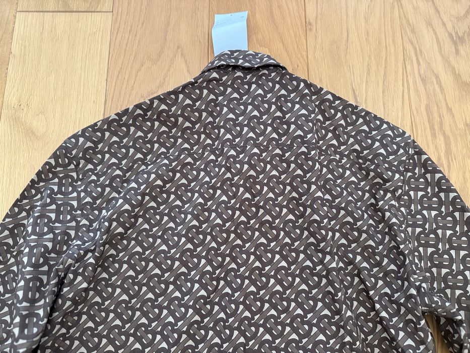 Риза Burberry размер XL