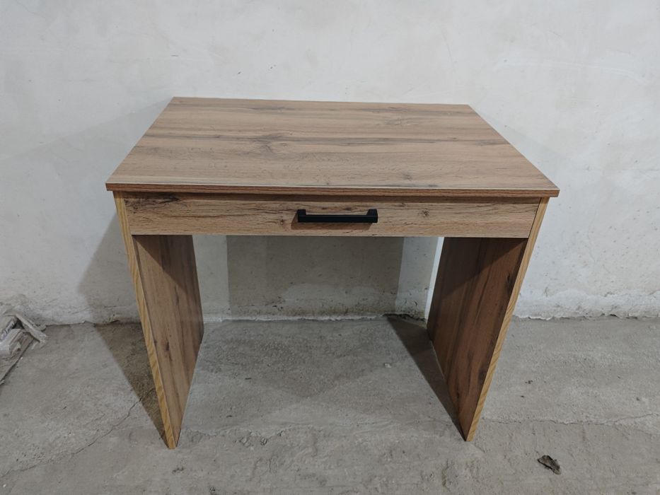 СТОЛ! Письменный.