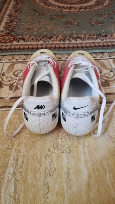 Бутсы Nike Mercurial